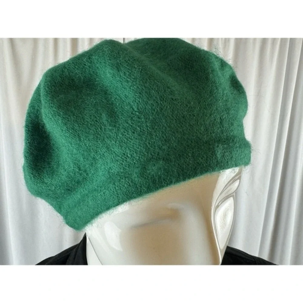 Emerald Green Wool Blend Beret Hat French Style Parisian Winter‎ French 69-03
